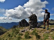 04 All'omone (2340 m circa)  di rappresentanza del Ponteranica centrale (2372 m)